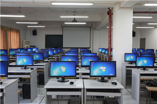 高職院公共計(jì)算機(jī)房 信息技術(shù)服務(wù)的核心樞紐